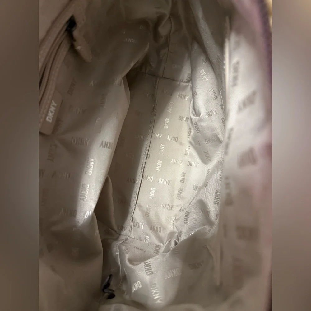 NWOT- DKNY Tan Brown Sherpa Crossbody Bag - Picture 2 of 4